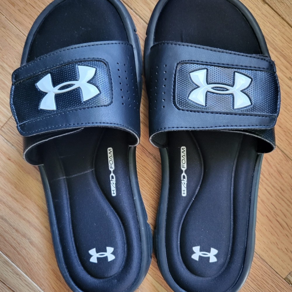 Under Armor Slides - Picture 2 of 2